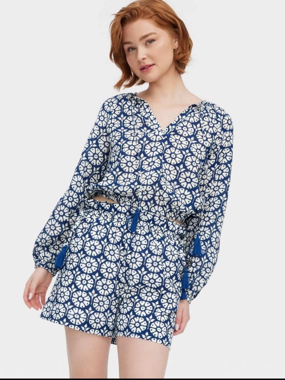 Roller Rabbit Women's Daisy Floral Side-Tie Beach Pull-On Shorts - Navy Blue - M - Picture 3 of 11